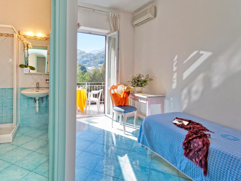 hotel-cleoptra-ischia-camera-bagno