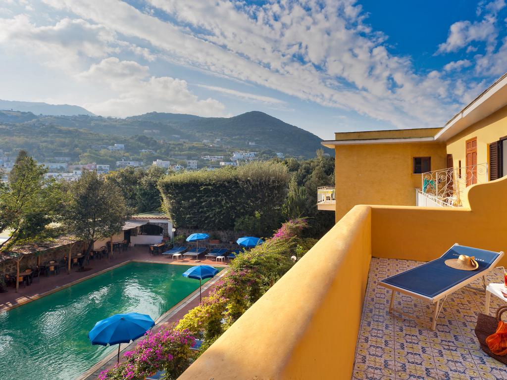 hotel-cleoptra-ischia-terrazzo-panorama